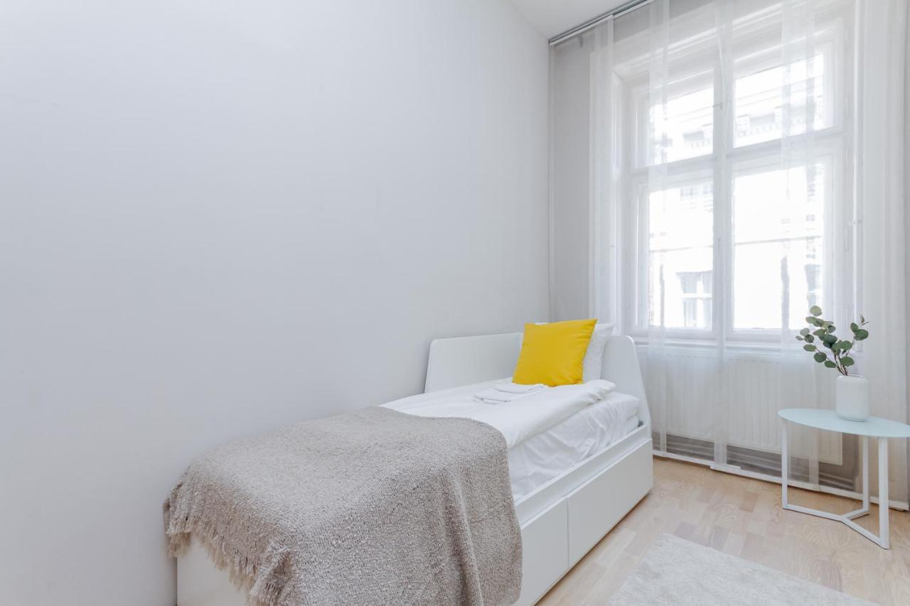 Andrassy Str. Luxury Apartment Budapeste Exterior foto